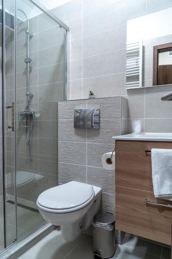 Rozsa Etterem & Panzio Bed and Breakfast Πετς Εξωτερικό φωτογραφία