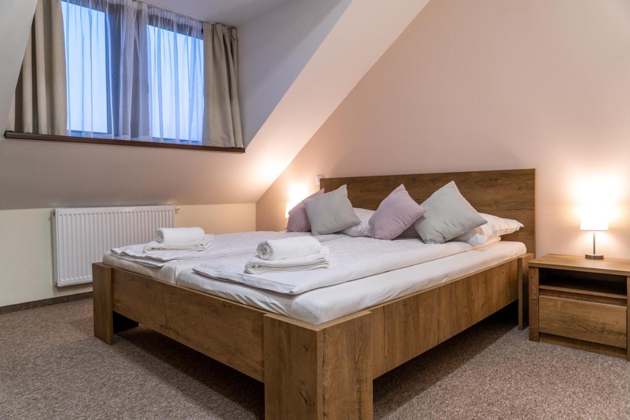 Rozsa Etterem & Panzio Bed and Breakfast Πετς Εξωτερικό φωτογραφία