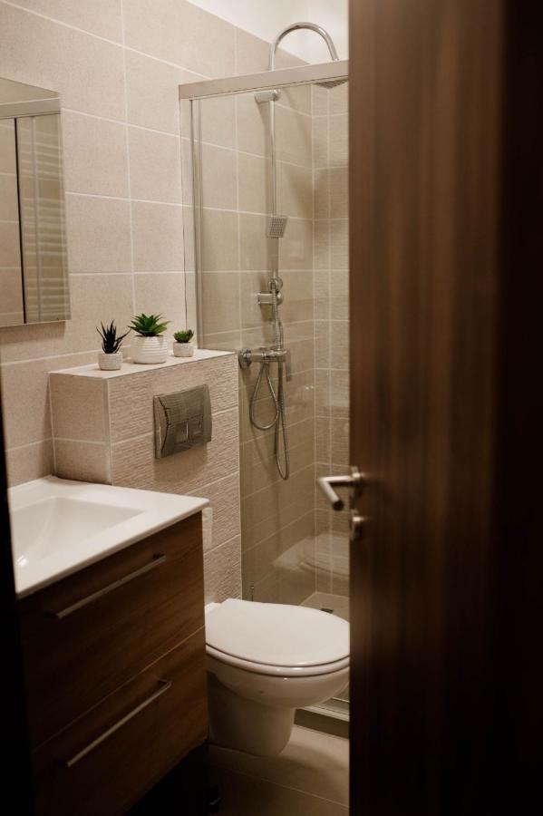Rozsa Etterem & Panzio Bed and Breakfast Πετς Εξωτερικό φωτογραφία