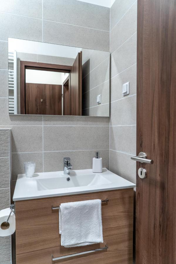 Rozsa Etterem & Panzio Bed and Breakfast Πετς Εξωτερικό φωτογραφία