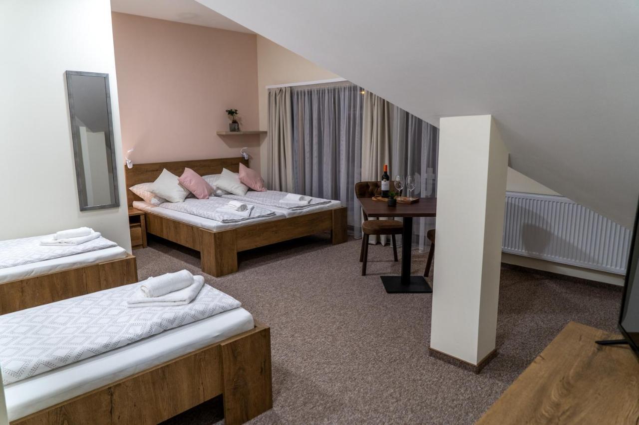 Rozsa Etterem & Panzio Bed and Breakfast Πετς Εξωτερικό φωτογραφία