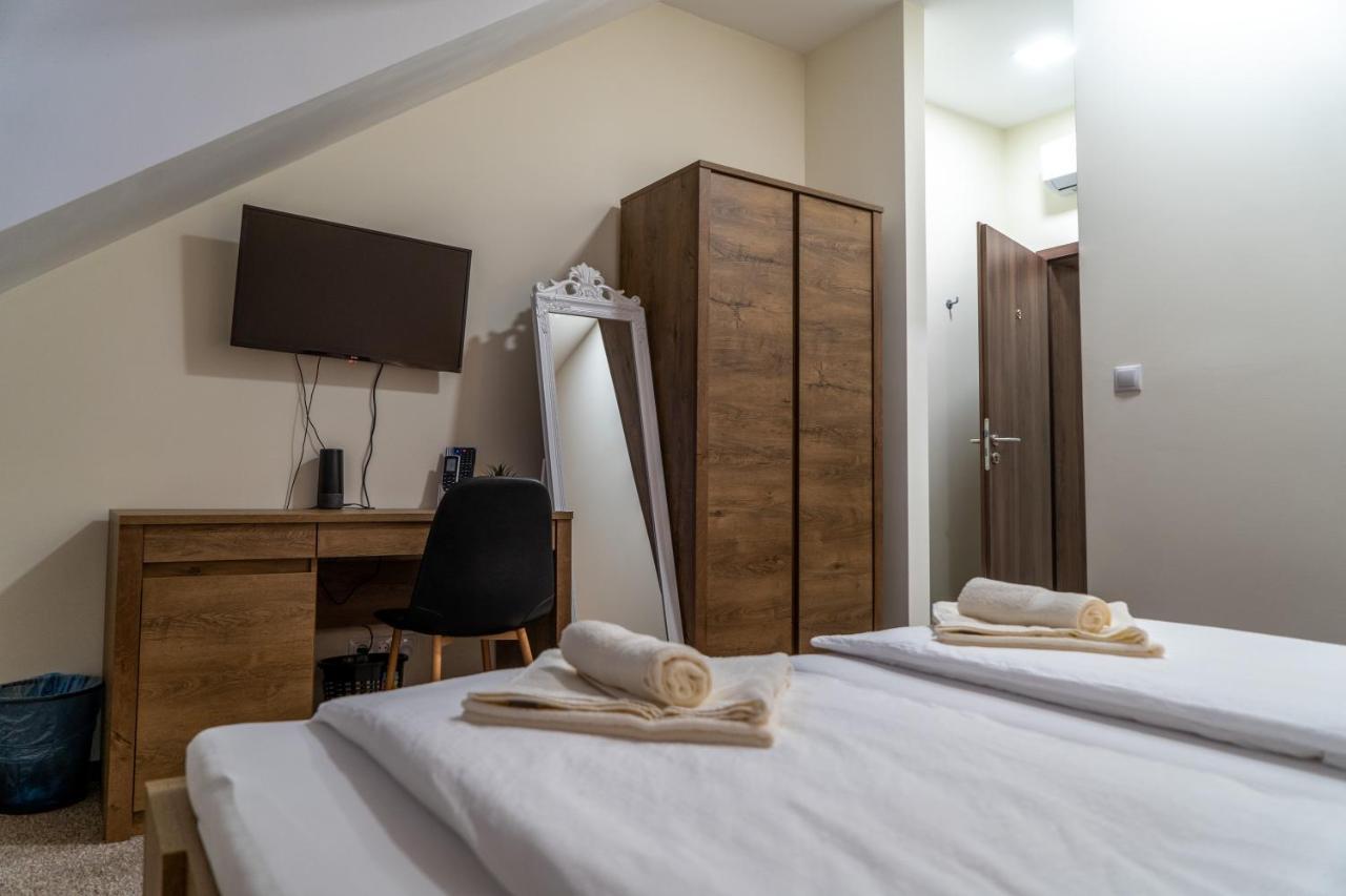 Rozsa Etterem & Panzio Bed and Breakfast Πετς Εξωτερικό φωτογραφία